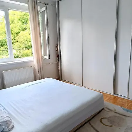 Apartment Cozy In *