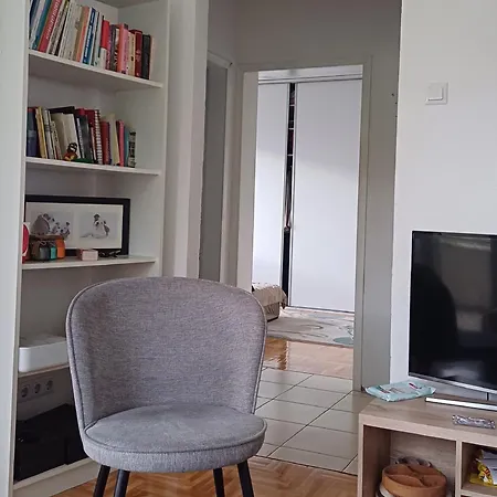 Cozy In Apartment